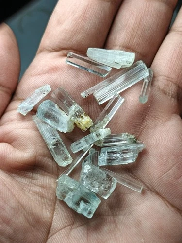 Blue Aquamarine Crystal Specimen Lot — 58 ct, Pakistan (Skardu)