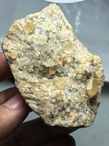 Quartz Crystal Cluster — 180 g, Pakistan