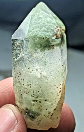 Quartz Crystal Specimen — 90 ct, Pakistan