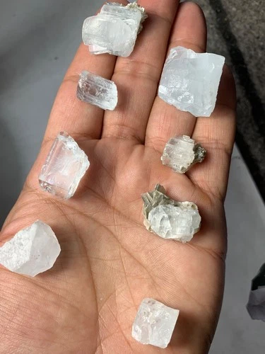 Blue Aquamarine Crystal Specimen Lot — 280 ct, Pakistan (Nagar)