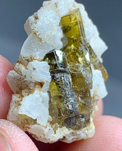Sphene Crystal Specimen — 25 ct, Pakistan