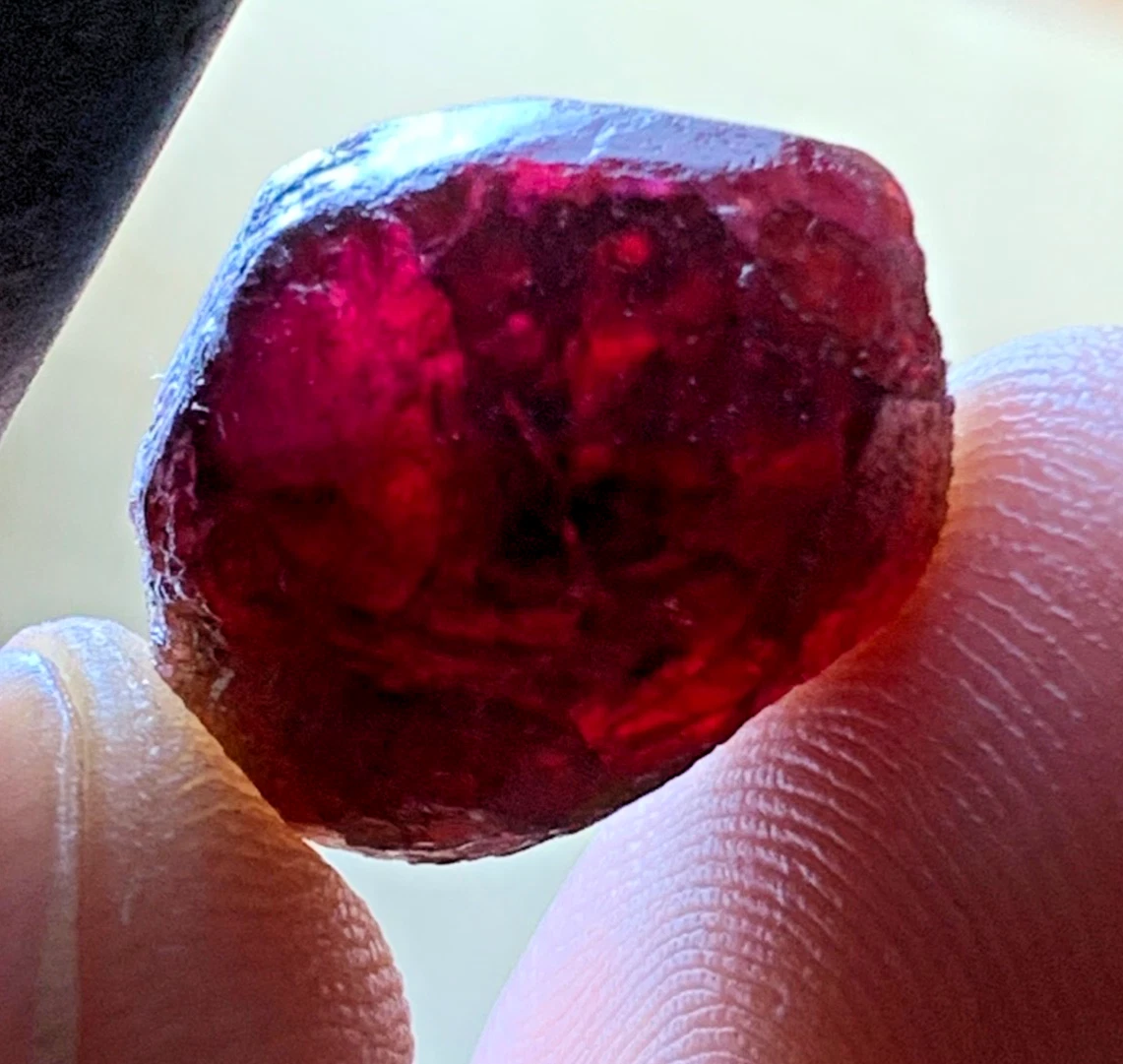 Red Garnet Crystal Specimen — 20 ct, Afghanistan
