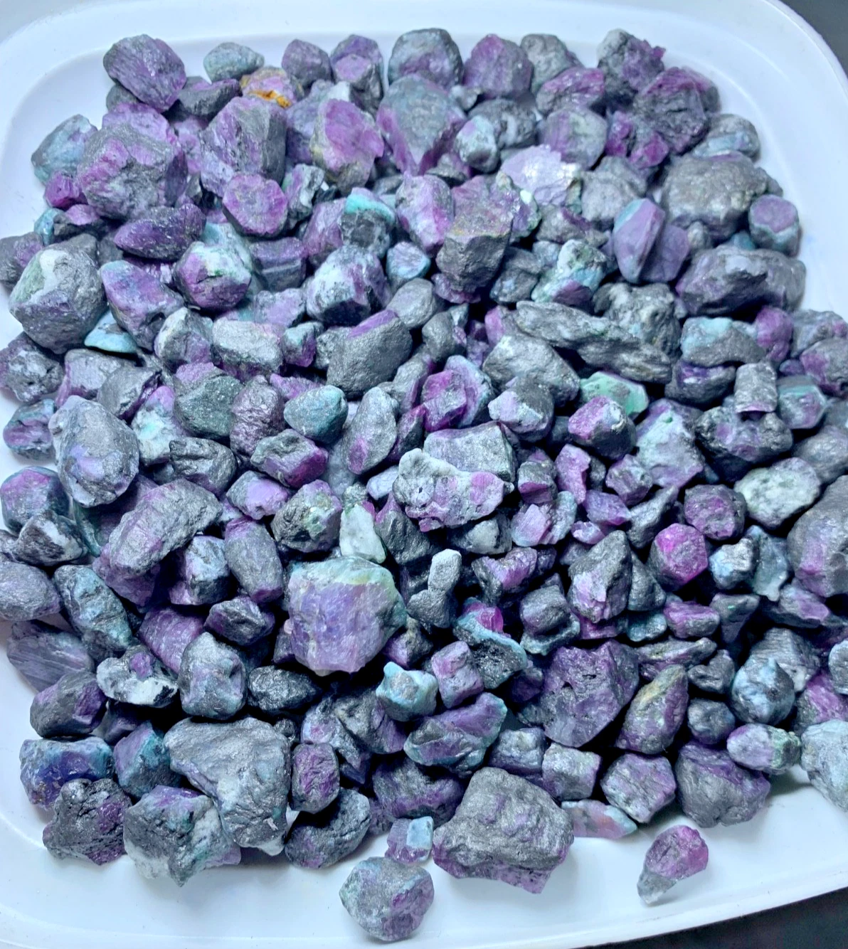Corundum Rough Lot — 300 g, Afghanistan