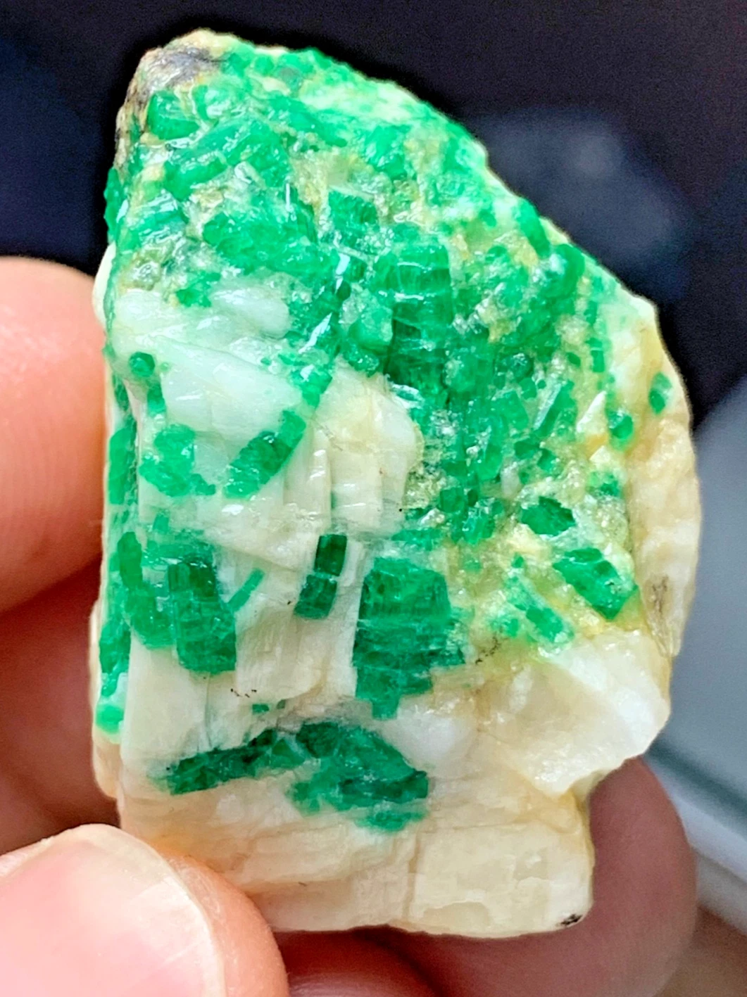 Green Emerald Crystal Cluster — 180 ct, Afghanistan (Panjshir)