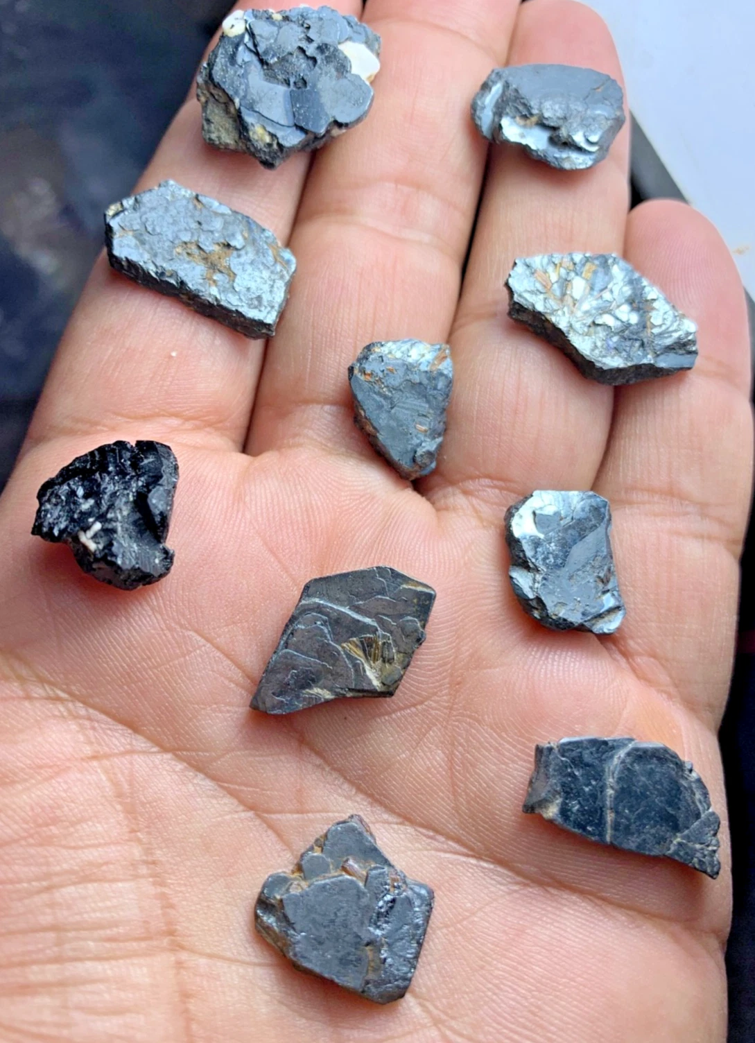 Hematite Crystal Specimen — 160 ct, Pakistan