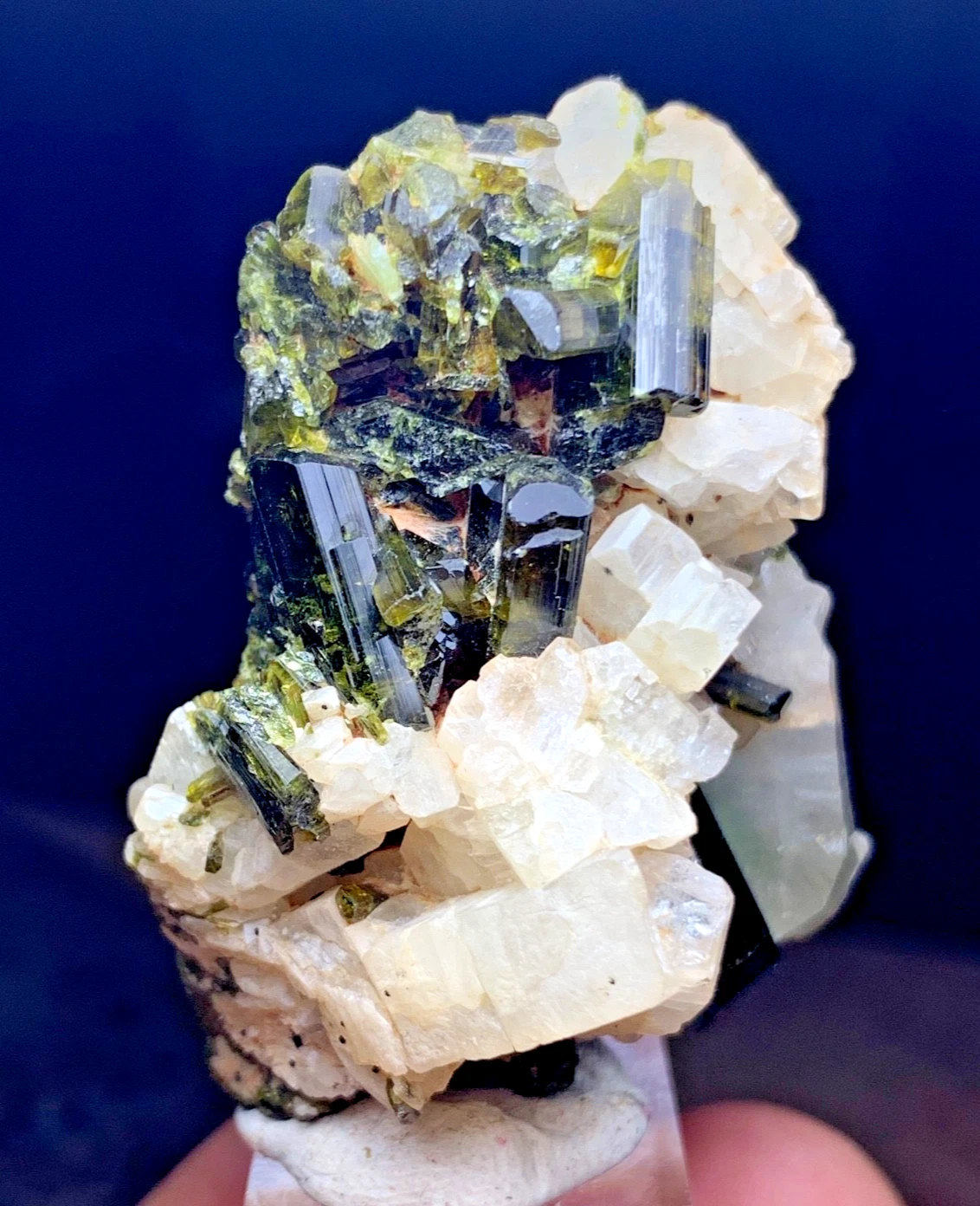 Green Epidote Crystal Specimen — 215 ct, Pakistan (Skardu)