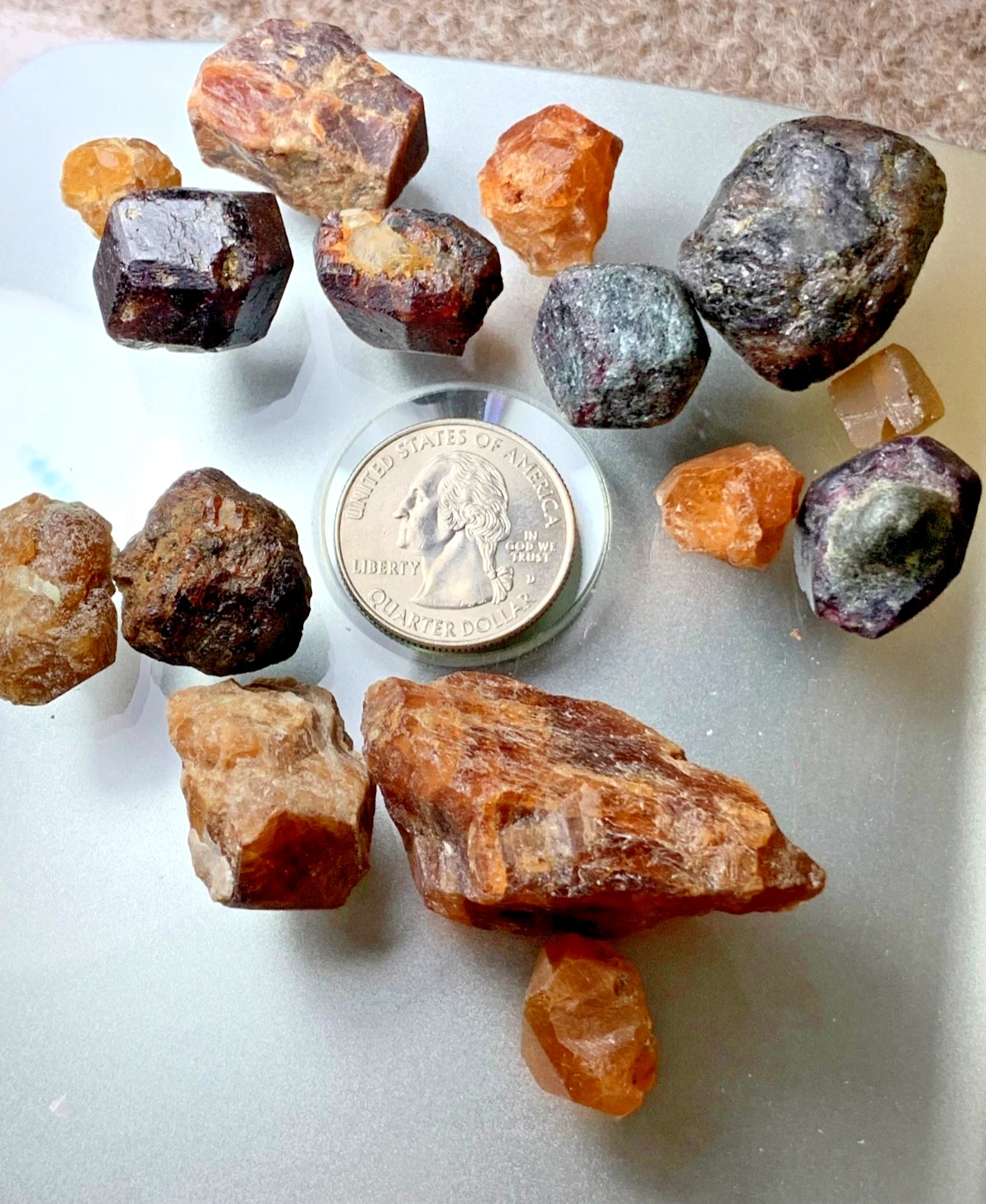 Red Garnet Crystal Specimen Lot — 155 g, Pakistan
